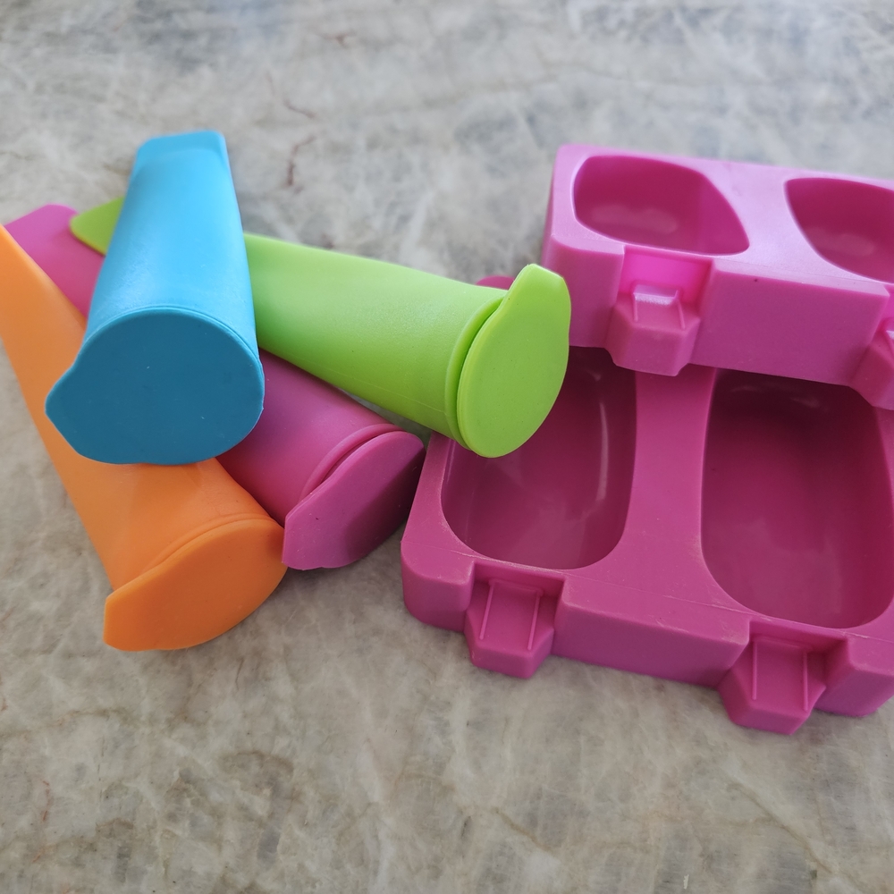 Colorful Silicone Ice Pop Molds